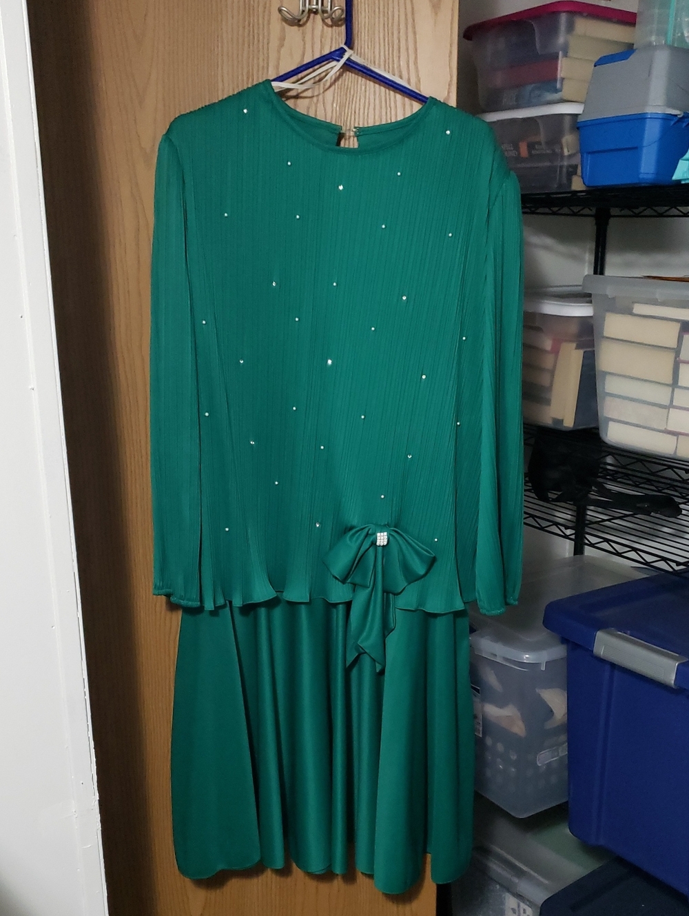 Emerald Green Long Sleeve Pleated Detail Dress with Bow